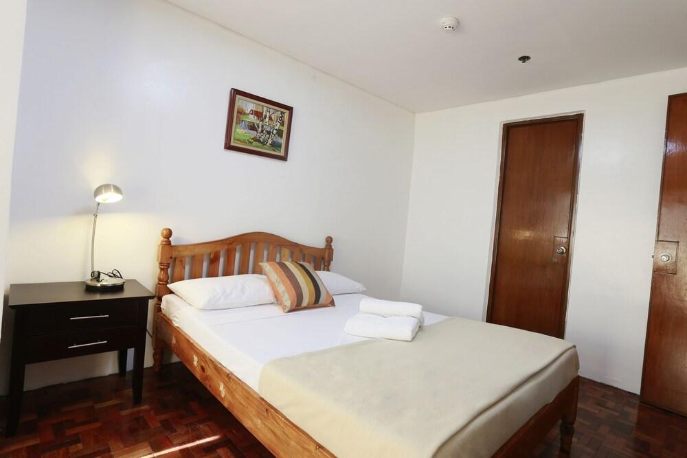 The Victor Hotel Makati City Dış mekan fotoğraf