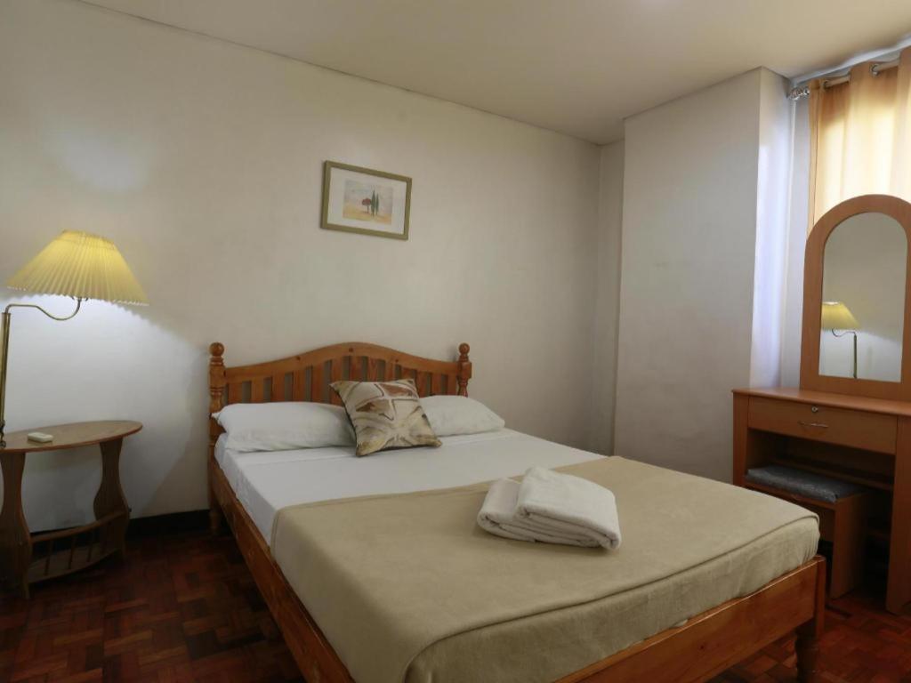 The Victor Hotel Makati City Dış mekan fotoğraf
