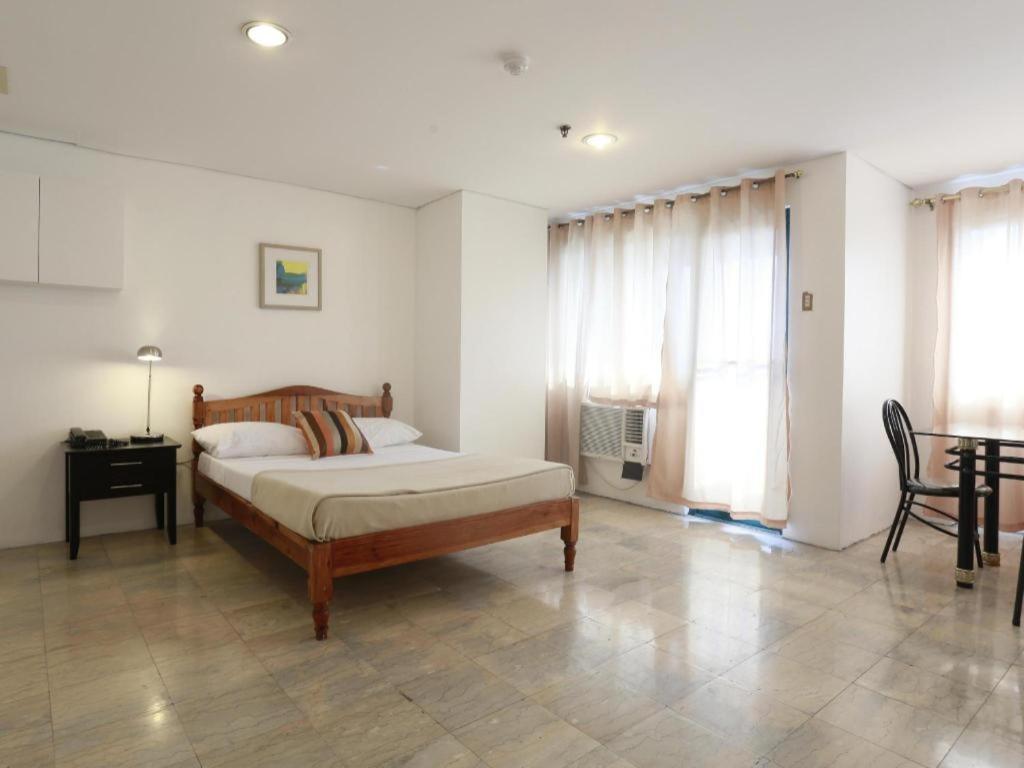 The Victor Hotel Makati City Dış mekan fotoğraf
