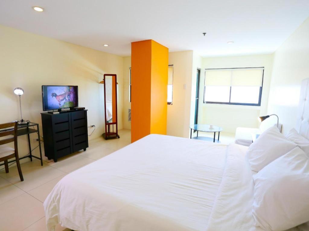 The Victor Hotel Makati City Dış mekan fotoğraf