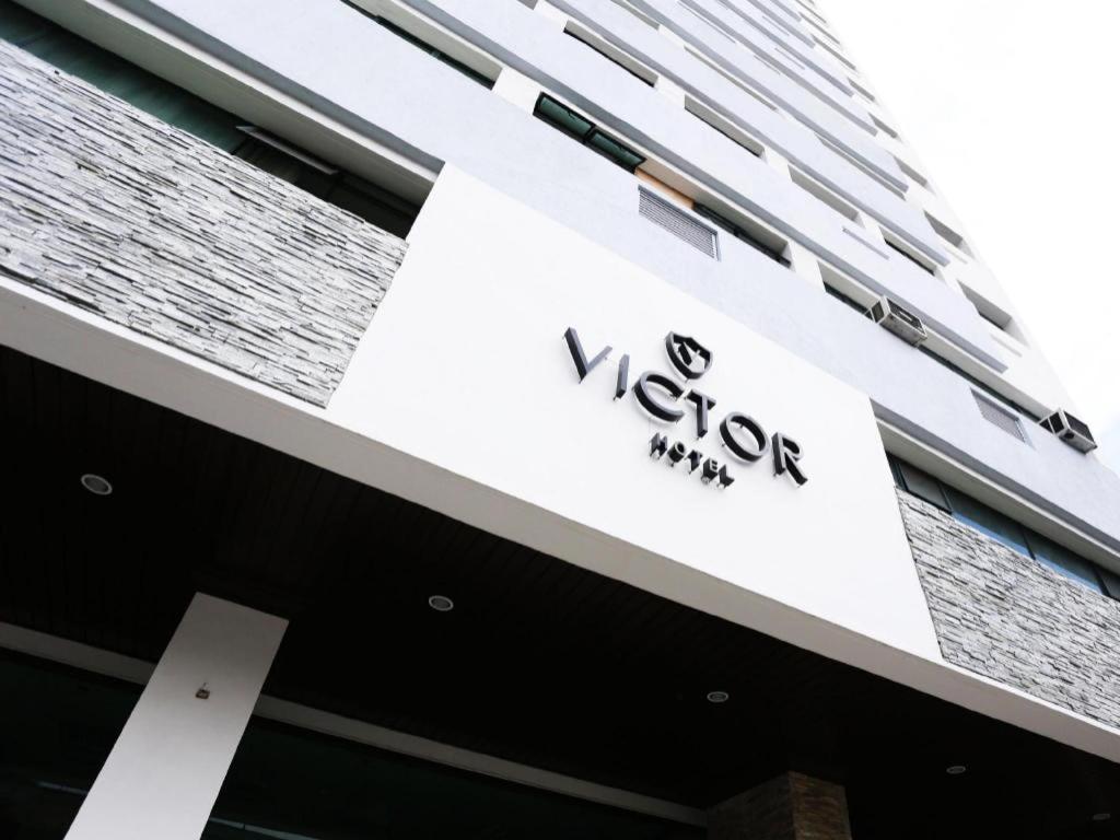 The Victor Hotel Makati City Dış mekan fotoğraf