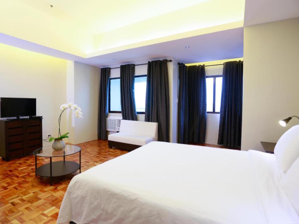 The Victor Hotel Makati City Dış mekan fotoğraf